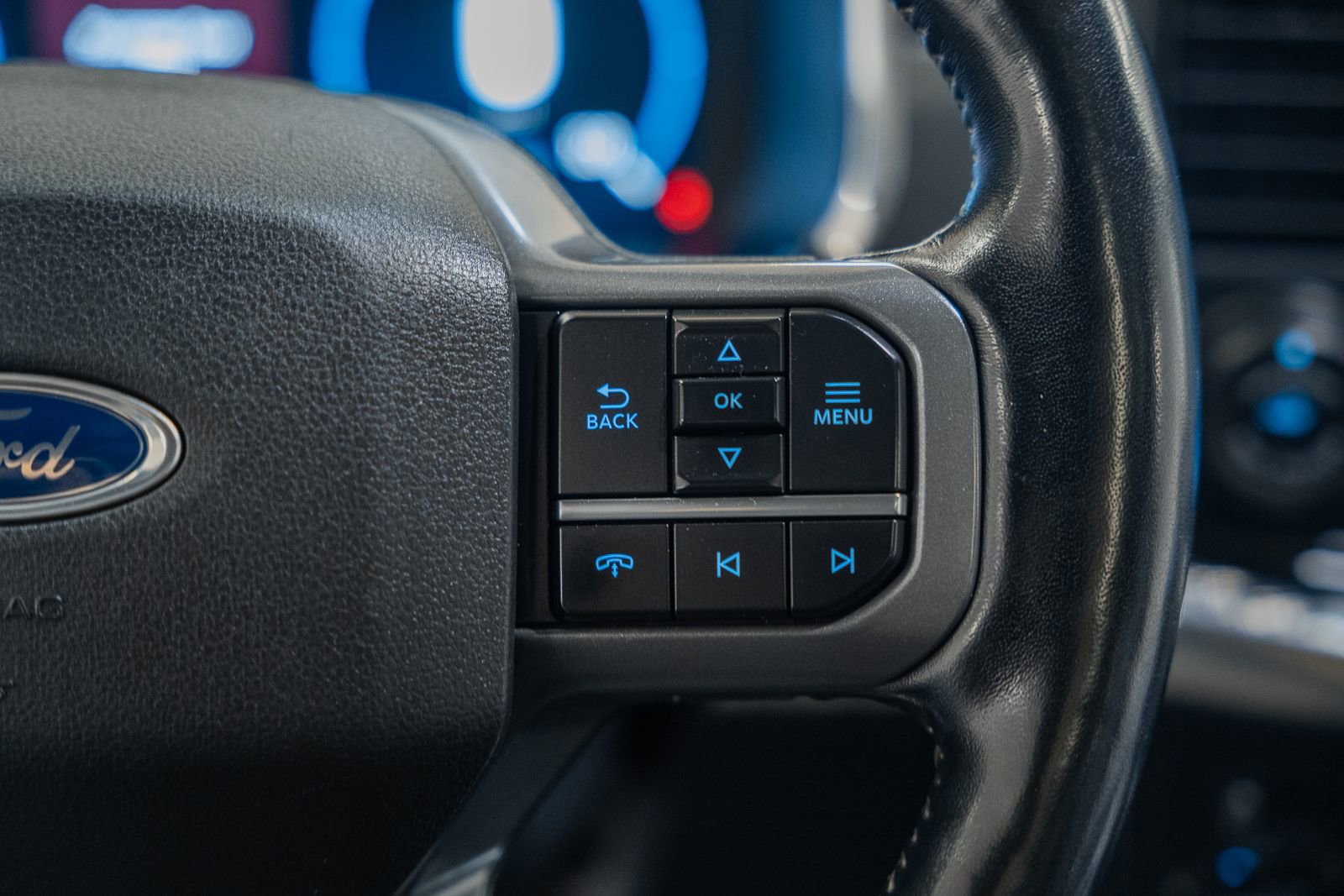 Certified 2021 Ford F150 Lariat w/ Equipment Group 502A High image 37