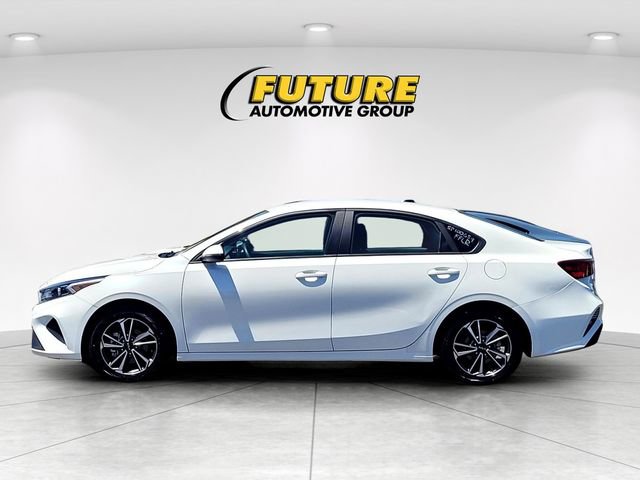 Used 2023 Kia Forte LXS w/ LXS Technology Package FWD image 7