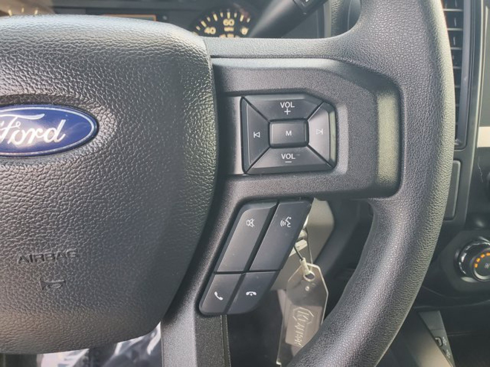Certified 2019 Ford F150 XL w/ Equipment Group 101A Mid RWD image 17