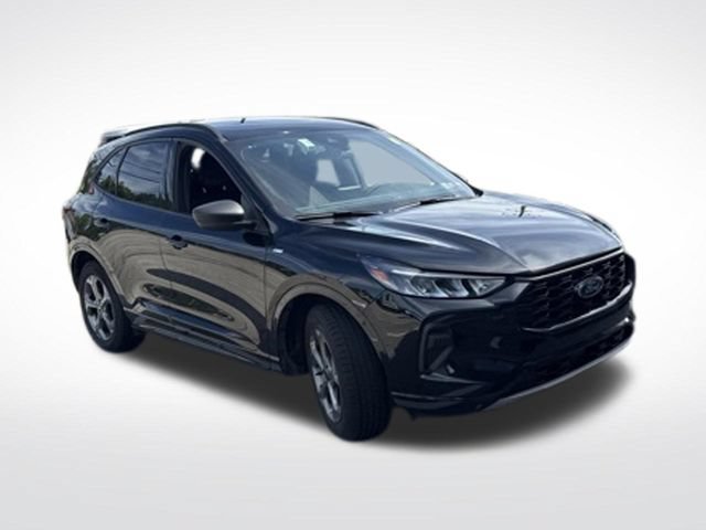 Certified 2024 Ford Escape ST-Line FWD image 3