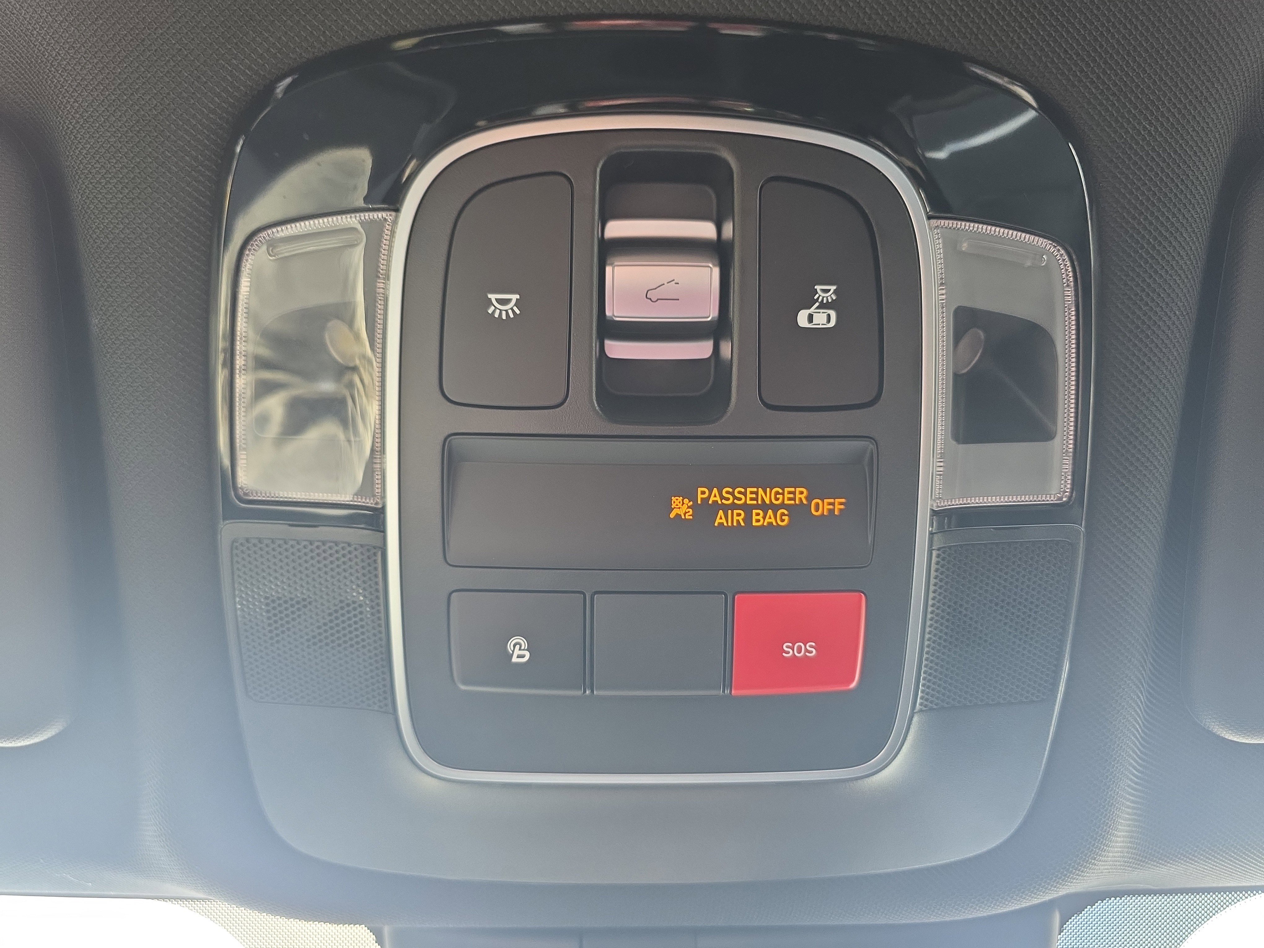 Used 2024 Hyundai Santa Cruz Limited image 34