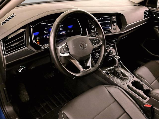 Used 2023 Volkswagen Jetta SE FWD image 12
