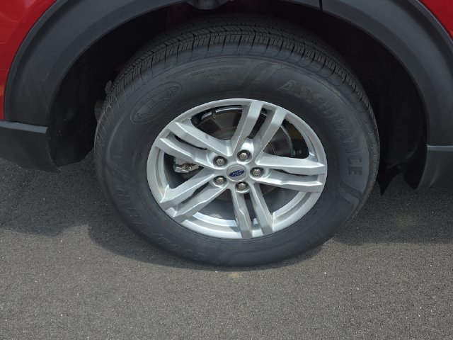 Certified 2024 Ford Explorer XLT AWD/4WD image 5