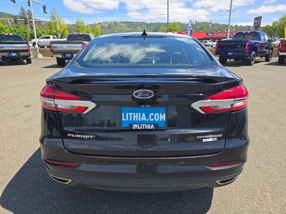 Certified 2019 Ford Fusion Titanium AWD/4WD image 4