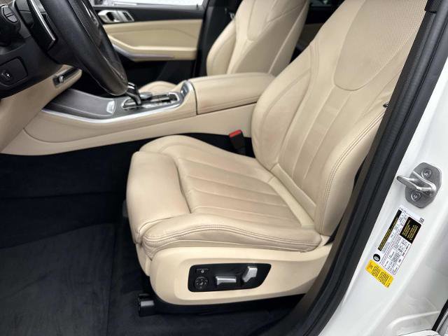 Used 2022 BMW X5 sDrive40i w/ M Sport Package image 21
