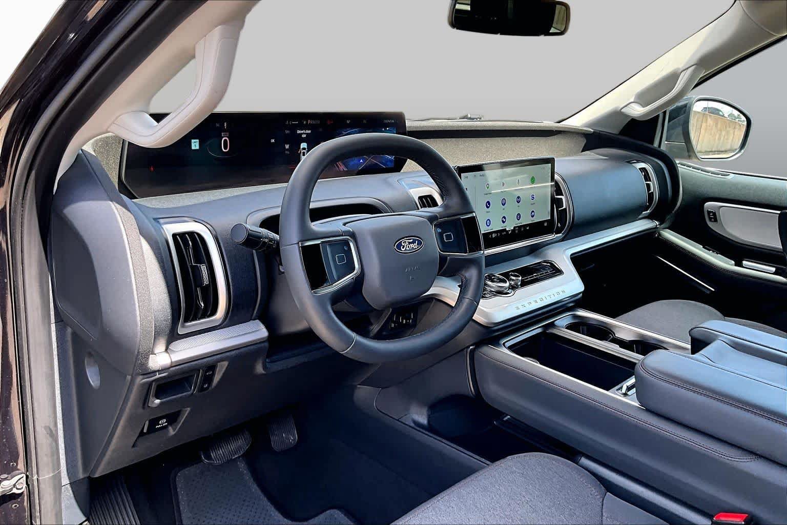 Certified 2025 Ford Expedition Max Active RWD image 18