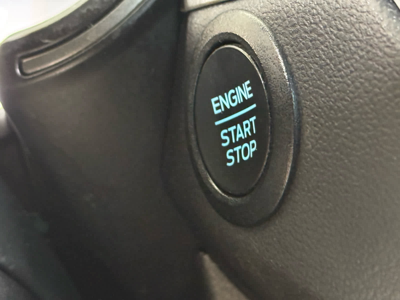Certified 2023 Ford Escape Active AWD/4WD image 14