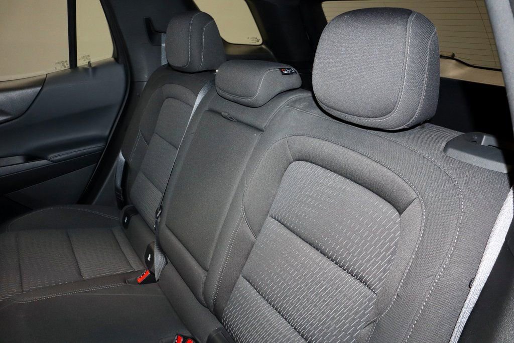 Used 2025 Chevrolet Equinox LT image 23