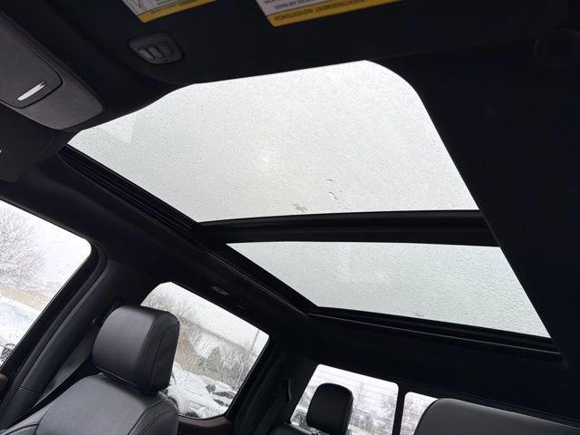 Certified 2022 Ford F150 Lariat w/ Equipment Group 502A High image 24