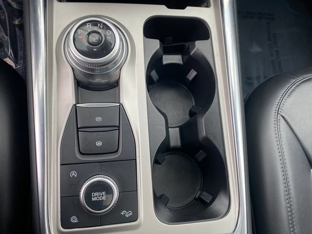 Certified 2023 Ford Explorer XLT w/ Equipment Group 202A AWD/4WD image 22