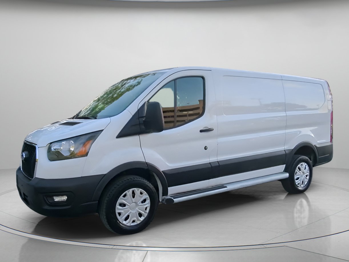 Certified 2025 Ford Transit 250 Low Roof w/ Exterior Upgrade Package RWD image 11