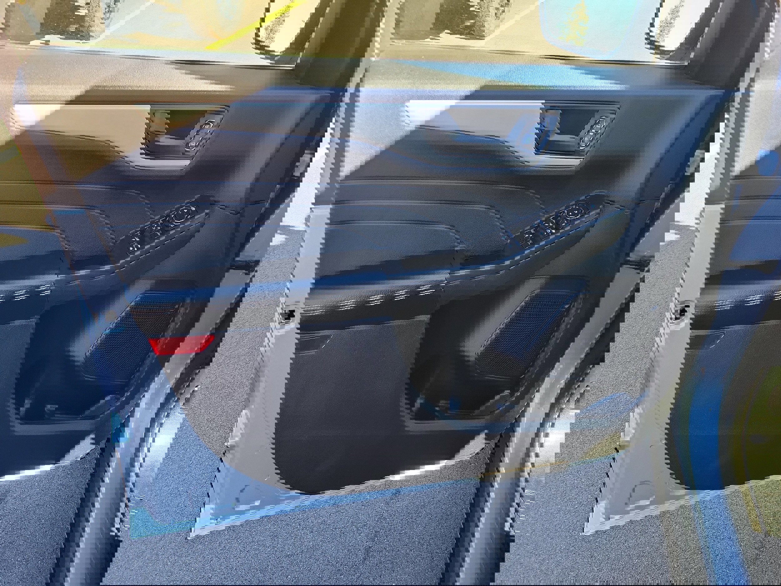 Certified 2022 Ford Escape SE w/ Convenience Package image 17