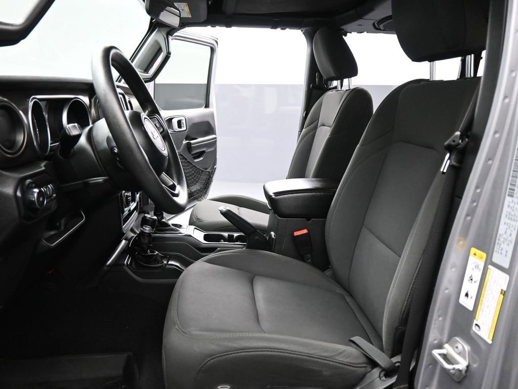 Used 2018 Jeep Wrangler Unlimited Sport image 38