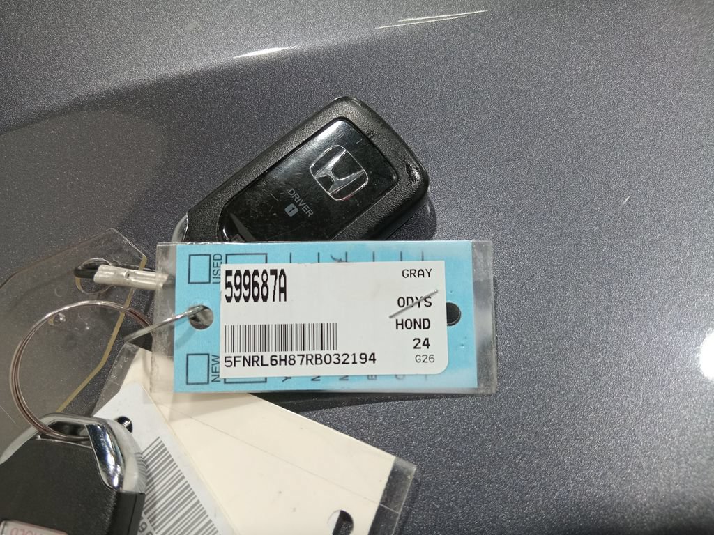 Used 2024 Honda Odyssey Touring image 25