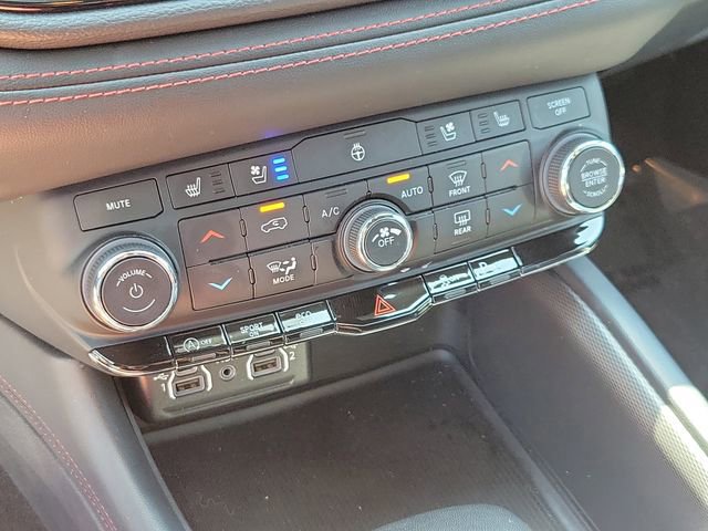 Used 2023 Dodge Durango GT RWD image 30