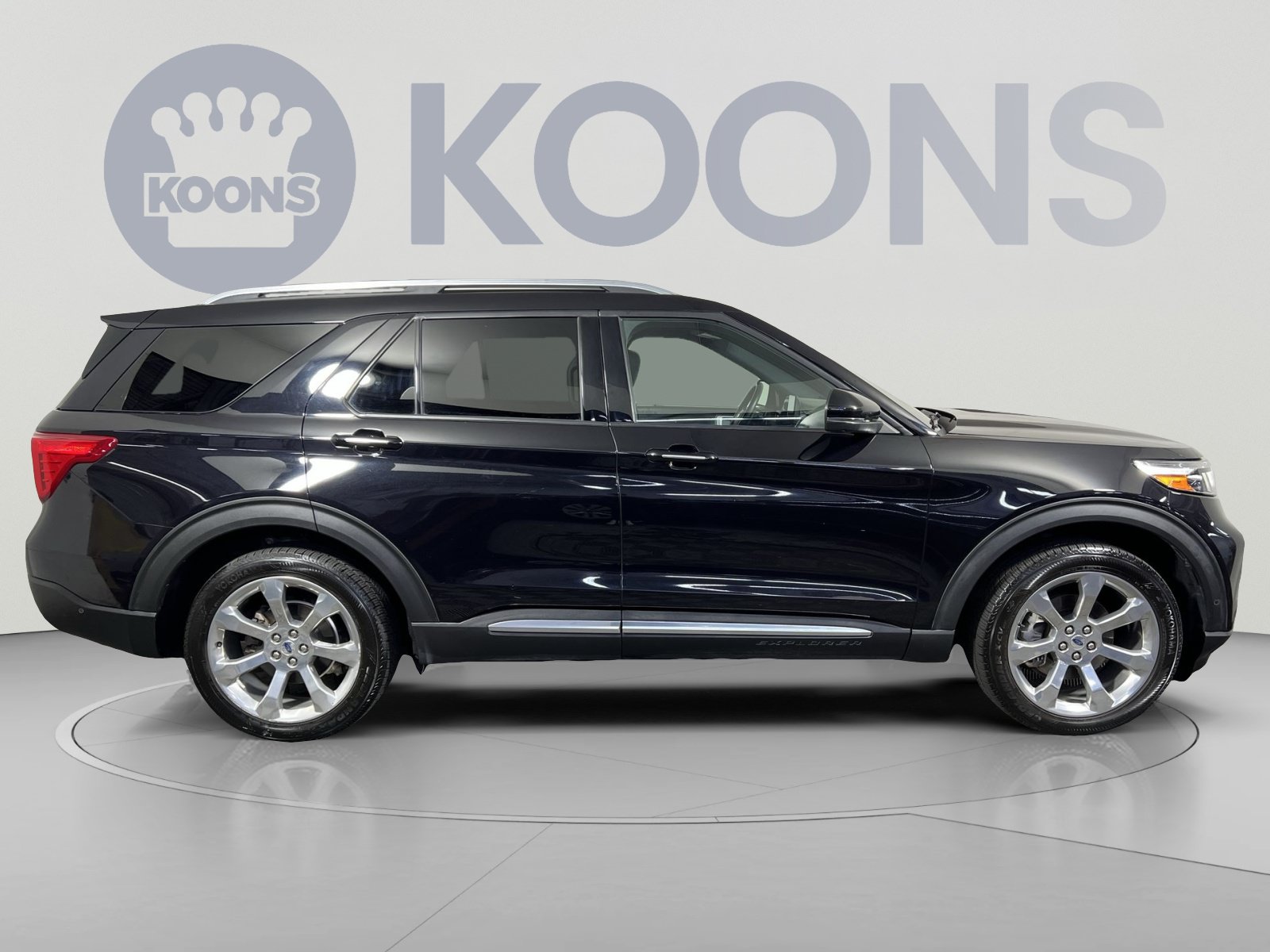 Certified 2020 Ford Explorer Platinum w/ Premium Technology Package AWD/4WD image 12