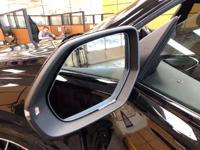 Used 2019 Audi Q8 Premium Plus w/ Premium Plus AWD/4WD image 24