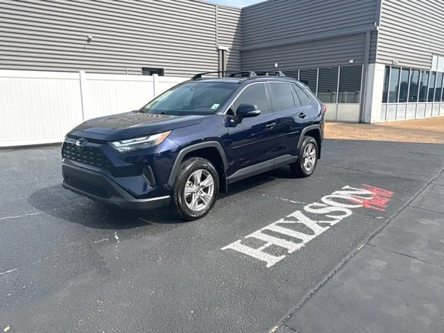 Used 2025 Toyota RAV4 XLE w/ Convenience Package FWD image 1