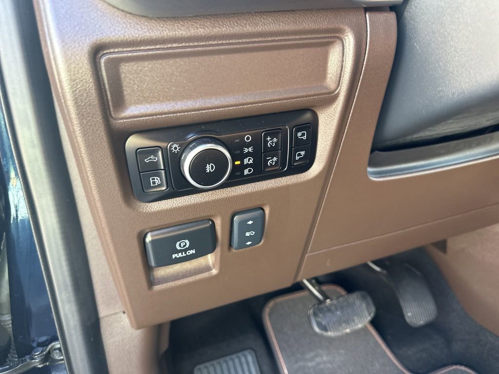 Certified 2025 Ford F150 King Ranch AWD/4WD image 18