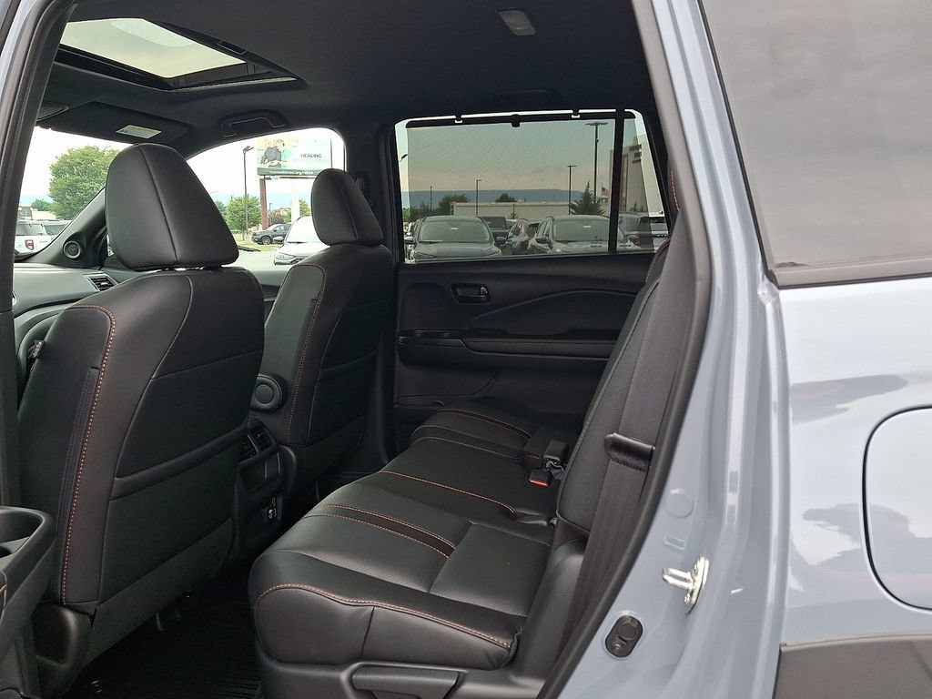 Used 2022 Honda Passport TrailSport image 10