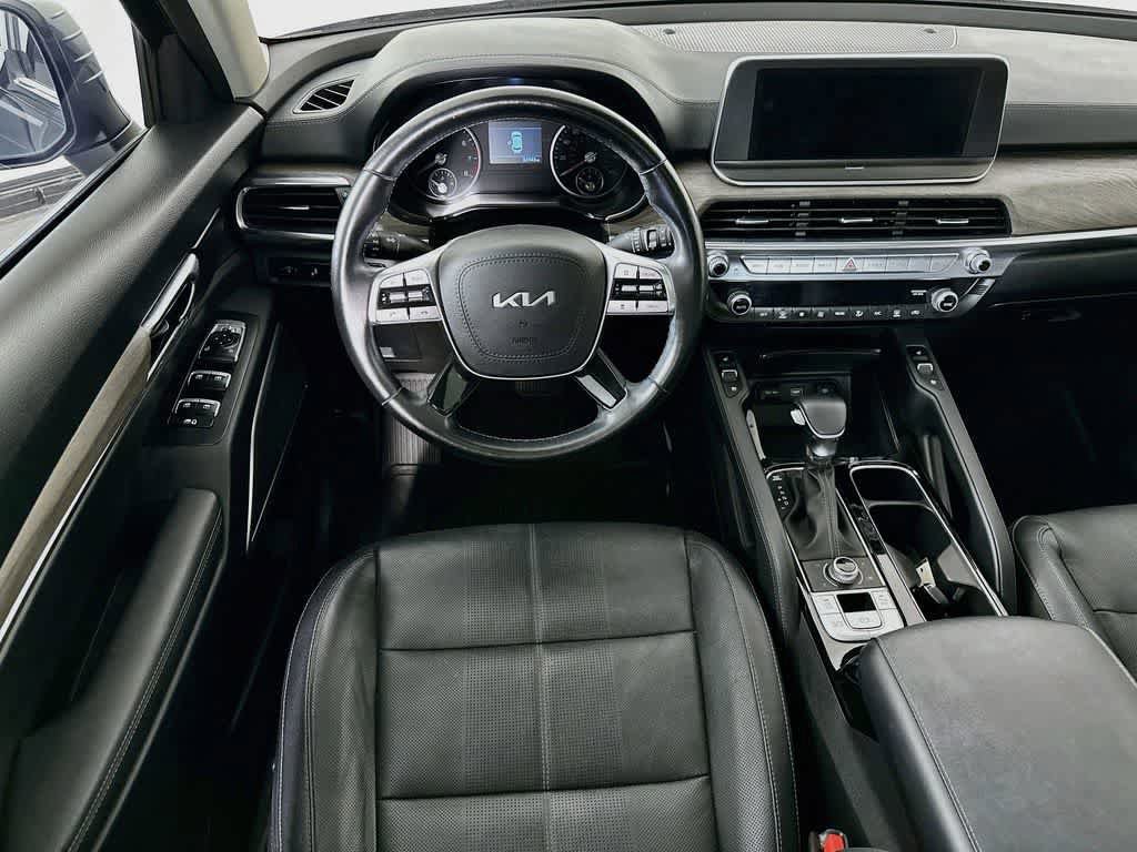 Used 2022 Kia Telluride EX w/ EX Premium Package AWD/4WD image 13