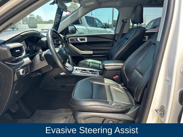 Certified 2022 Ford Explorer XLT w/ Equipment Group 202A RWD image 12
