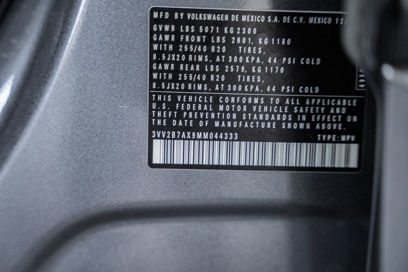 Used 2021 Volkswagen Tiguan SE R-Line image 42