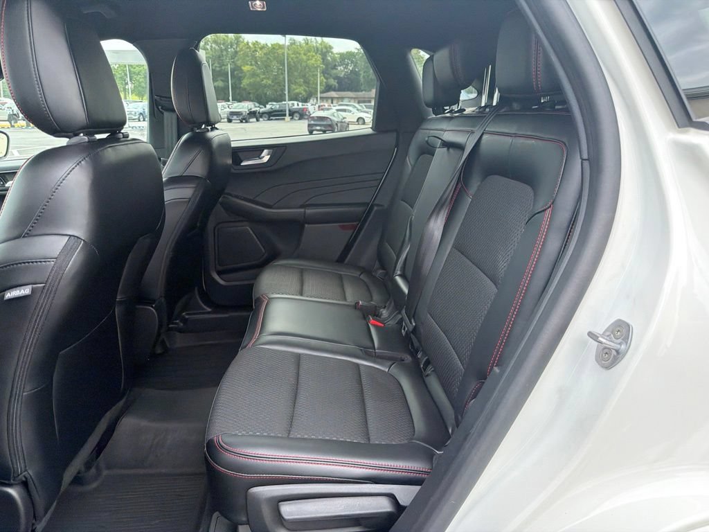 Certified 2023 Ford Escape ST-Line w/ Tech Pack #1 AWD/4WD image 13