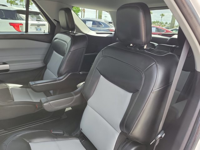 Certified 2022 Ford Explorer XLT w/ Equipment Group 202A image 14