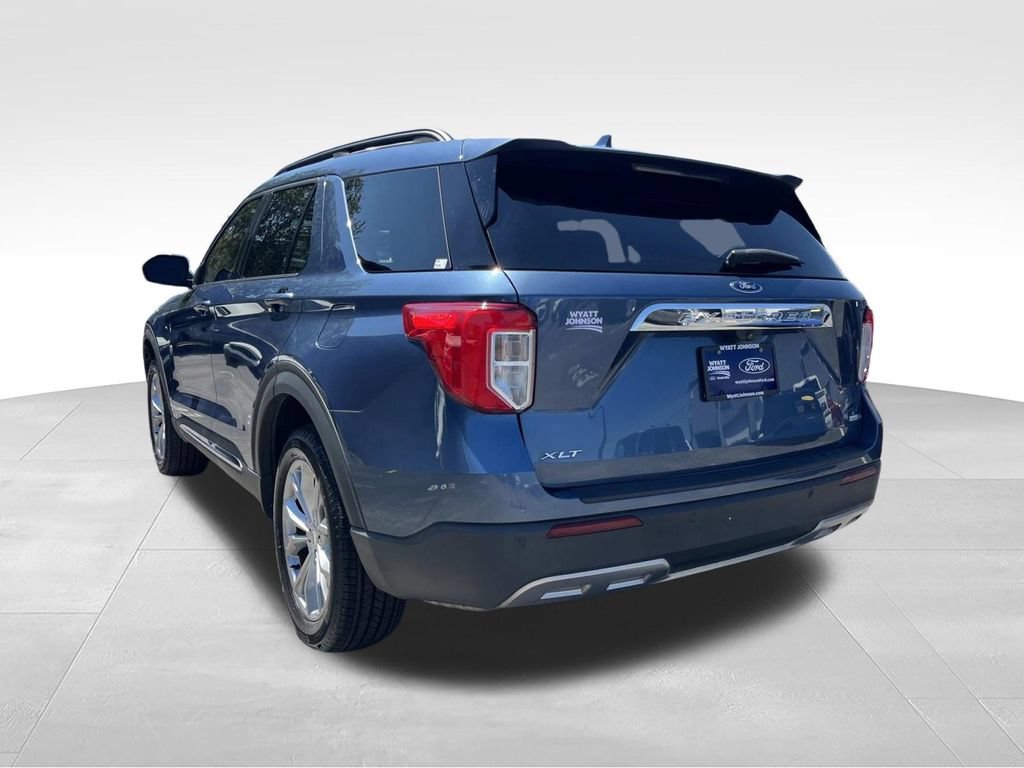 Certified 2020 Ford Explorer XLT w/ Equipment Group 202A AWD/4WD image 6