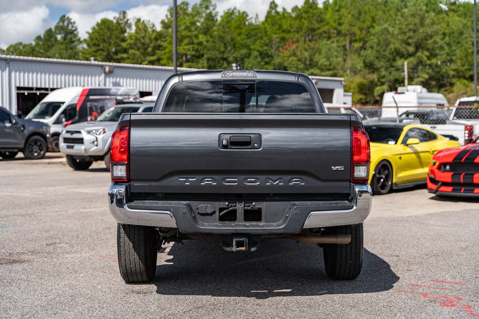 Used 2023 Toyota Tacoma SR5 RWD image 6
