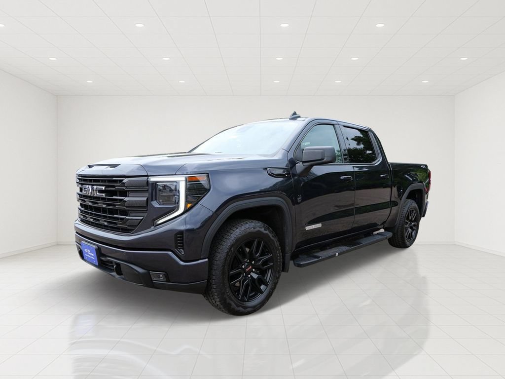 Used 2022 GMC Sierra 1500 Elevation w/ LPO, Elevation Black Package AWD/4WD image 2
