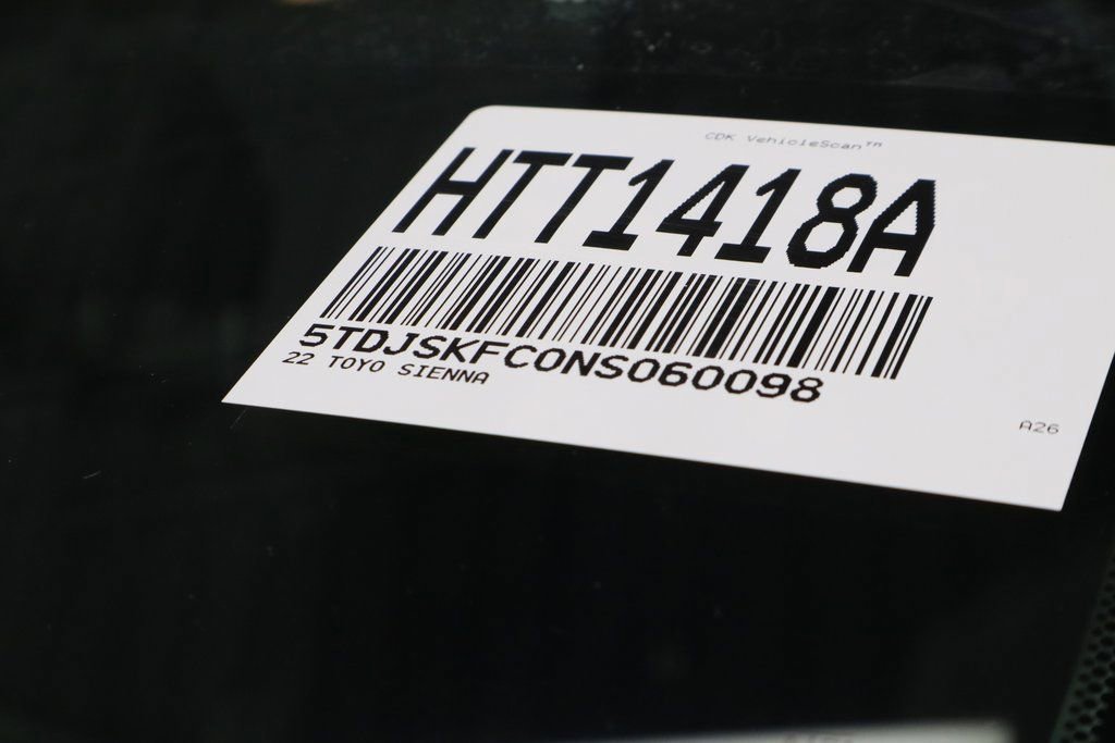 Used 2022 Toyota Sienna XLE w/ XLE Plus Package image 36