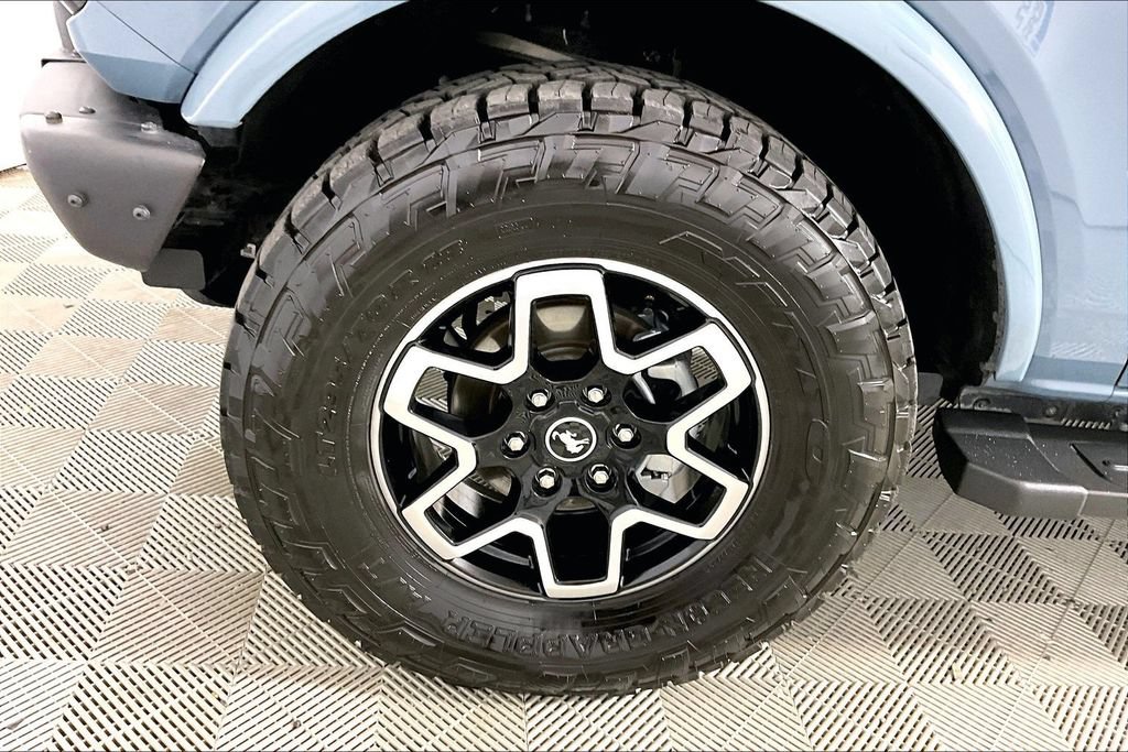 Certified 2022 Ford Bronco Outer Banks AWD/4WD image 7