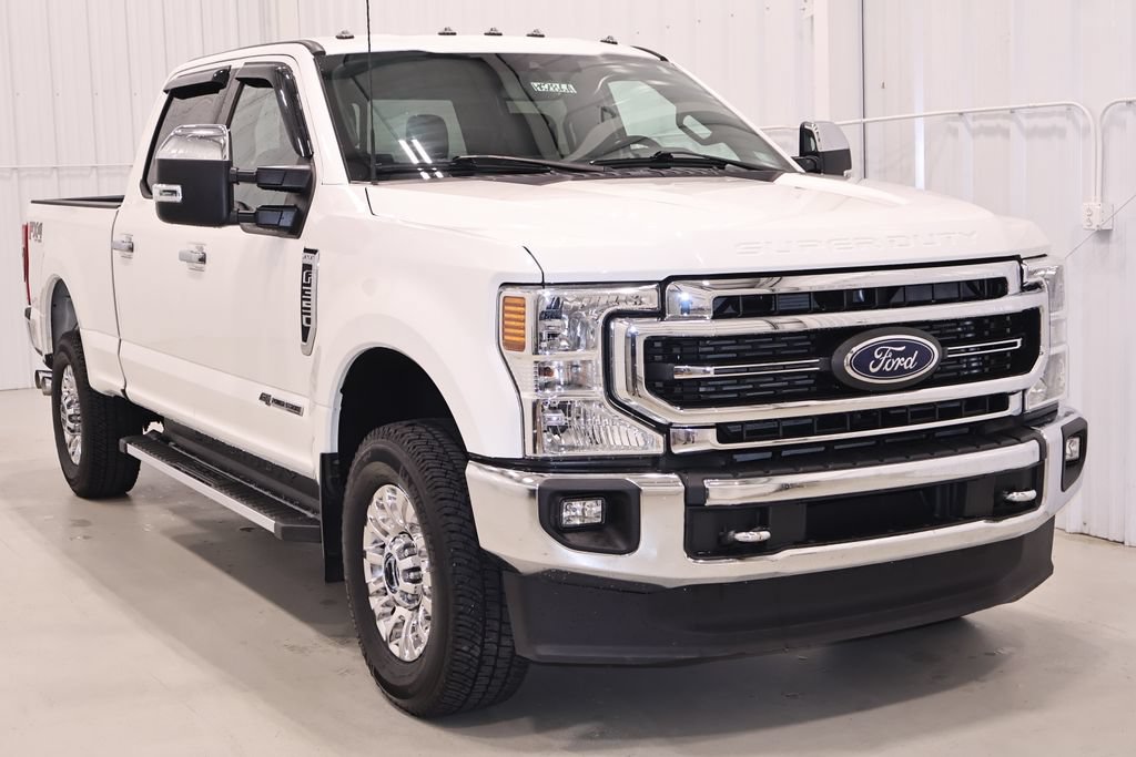 Certified 2022 Ford F350 Lariat w/ Chrome Package AWD/4WD image 4
