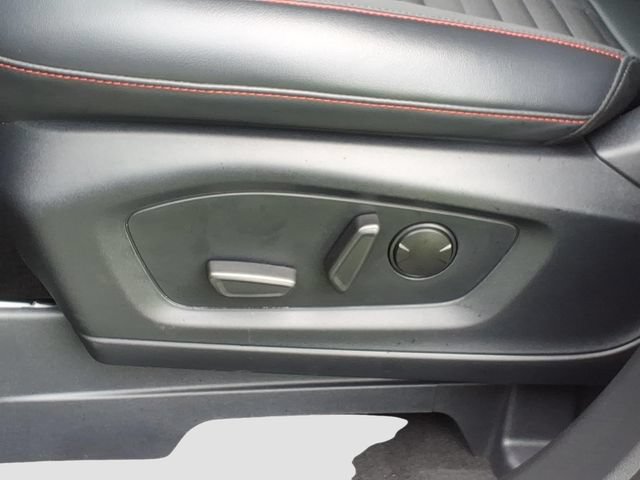 Certified 2026 Ford Explorer ST-Line w/ ST-Line Street Pack RWD image 17
