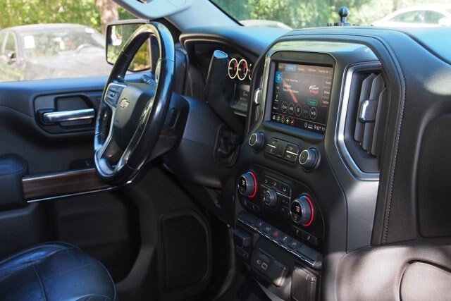 Used 2020 Chevrolet Silverado 1500 LT w/ All-Star Edition AWD/4WD image 11