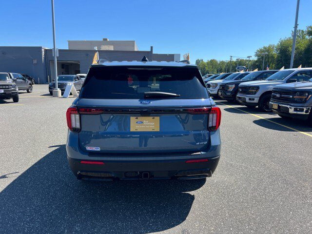 Certified 2026 Ford Explorer ST-Line AWD/4WD image 4