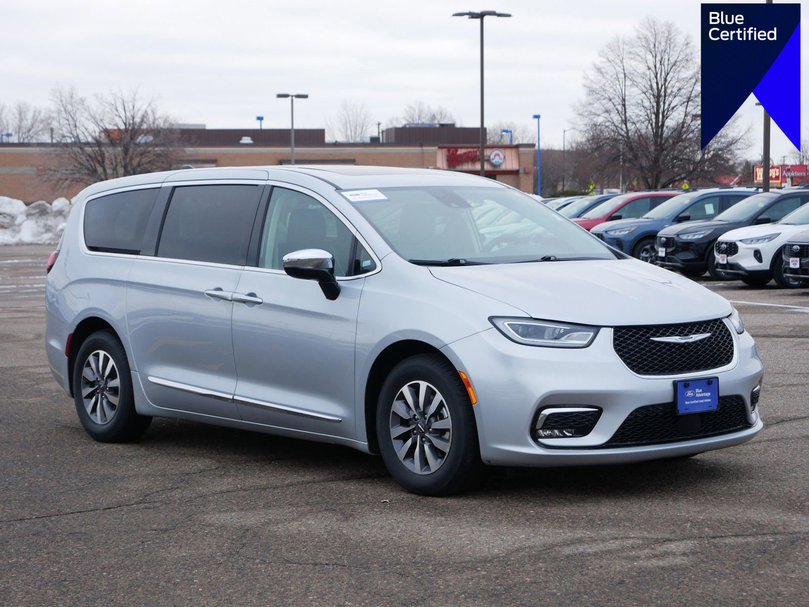 Used 2023 Chrysler Pacifica Limited