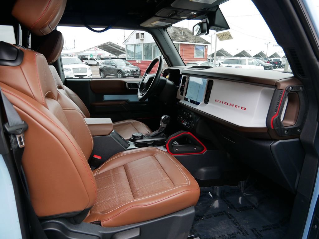 Certified 2024 Ford Bronco Heritage Edition image 7