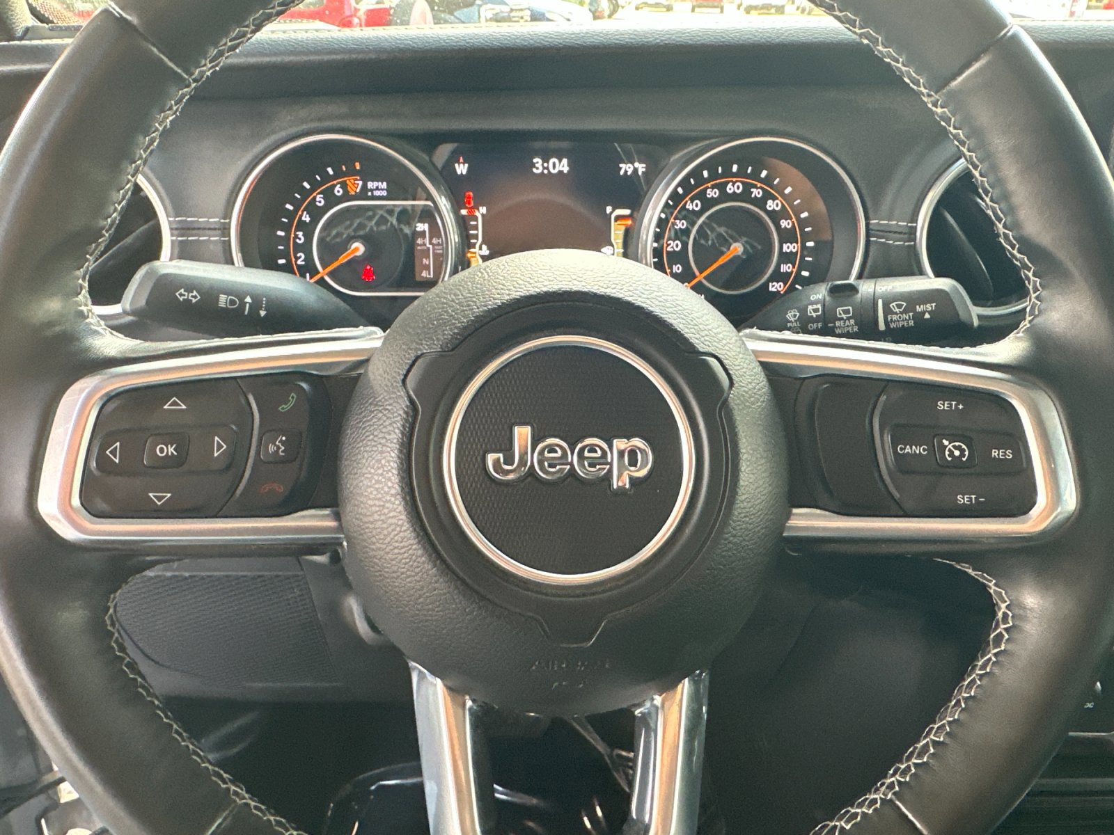 Used 2018 Jeep Wrangler Unlimited Sahara w/ Safety Group image 23