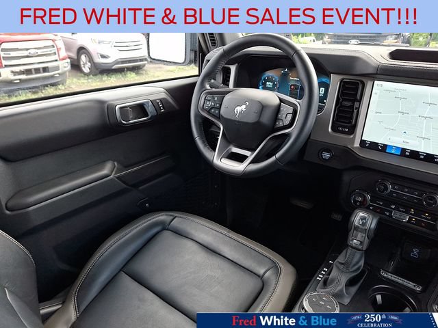 Certified 2025 Ford Bronco Outer Banks AWD/4WD image 14