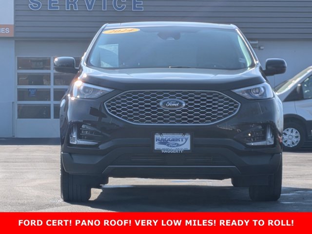 Certified 2024 Ford Edge SEL w/ Convenience Package AWD/4WD image 2