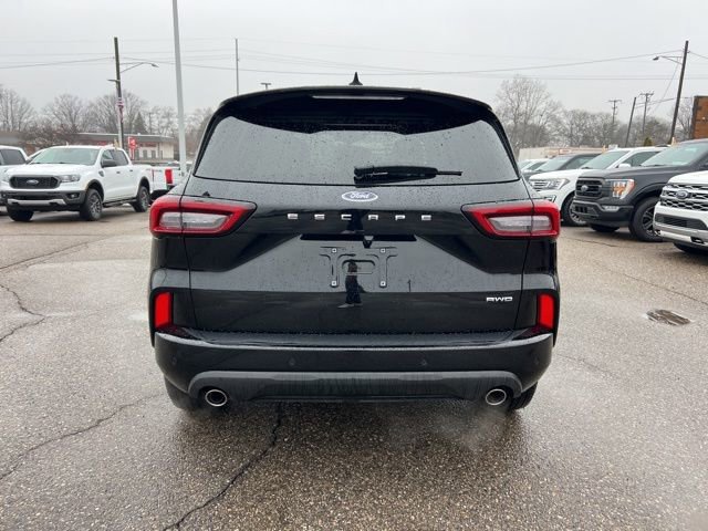 Certified 2024 Ford Escape ST-Line w/ Tech Pack #1 image 3