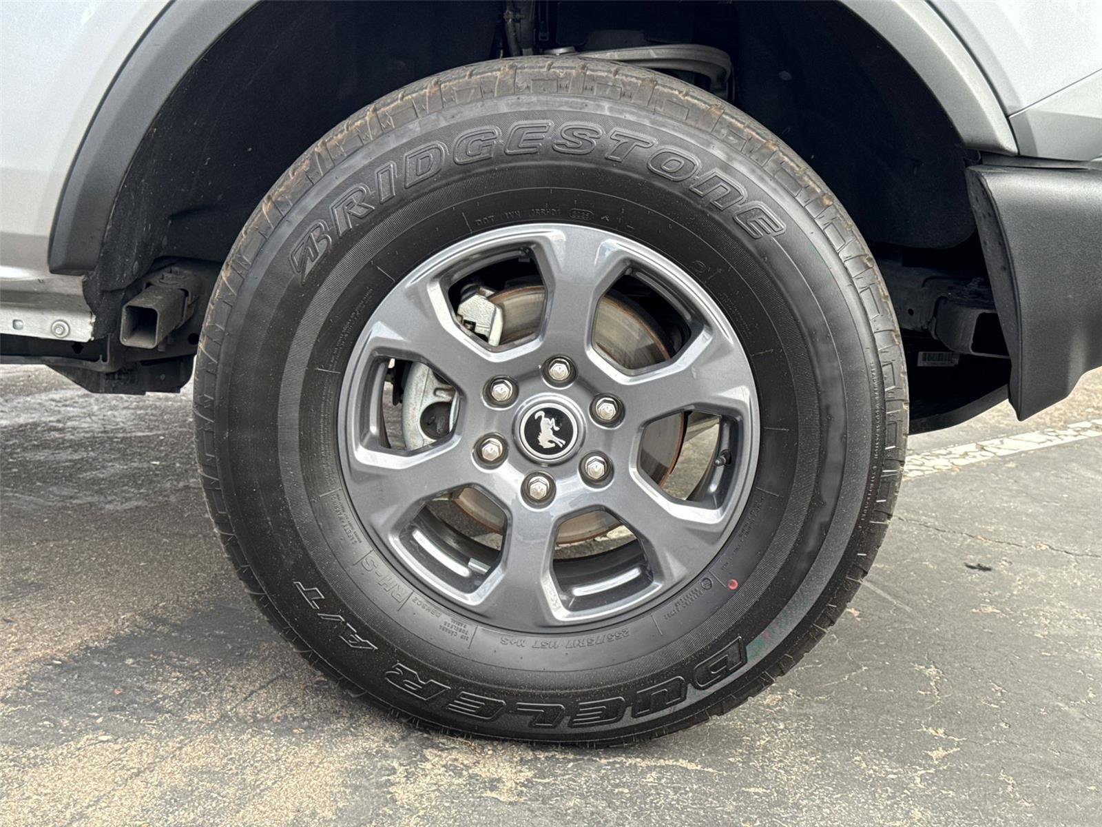 Certified 2023 Ford Bronco 2-Door AWD/4WD image 6