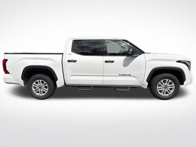 Used 2022 Toyota Tundra SR5 w/ SR5 Convenience Package image 2