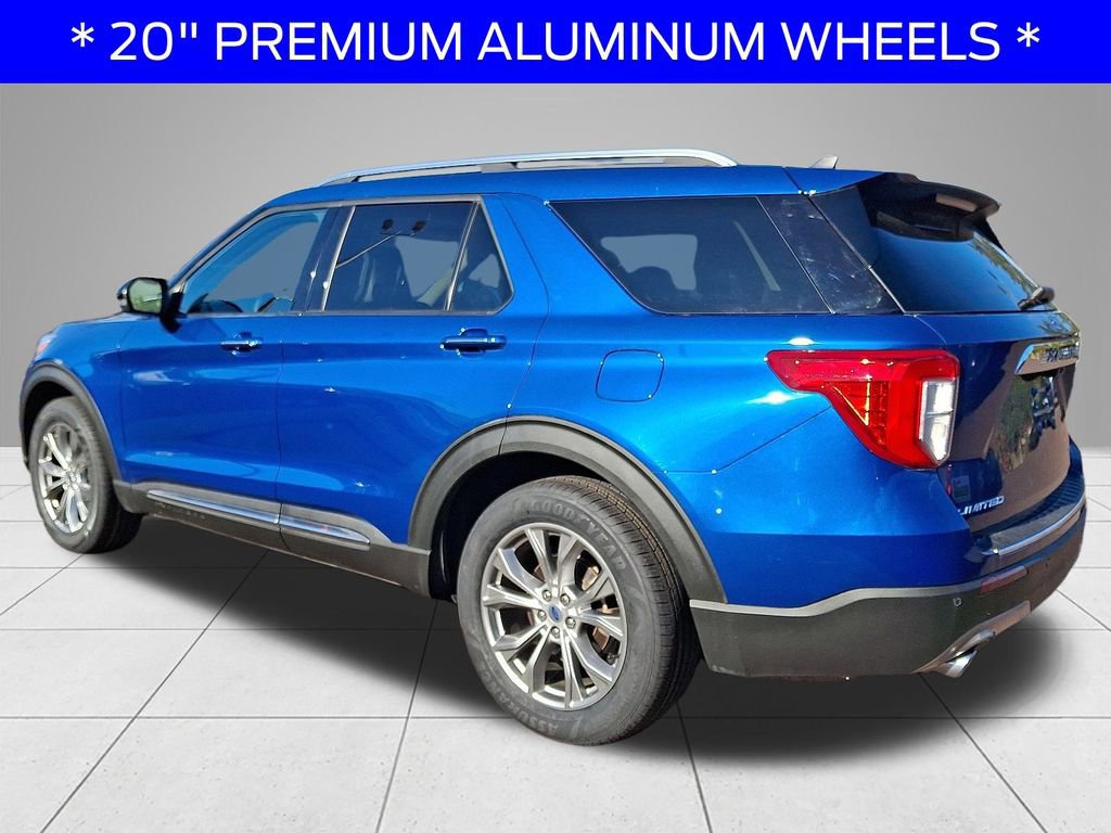 Certified 2022 Ford Explorer Limited w/ Equipment Group 301A image 3