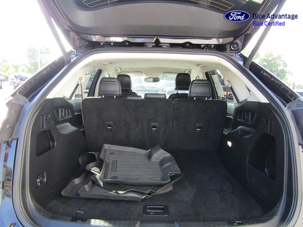 Certified 2024 Ford Edge SEL w/ Convenience Package AWD/4WD image 10