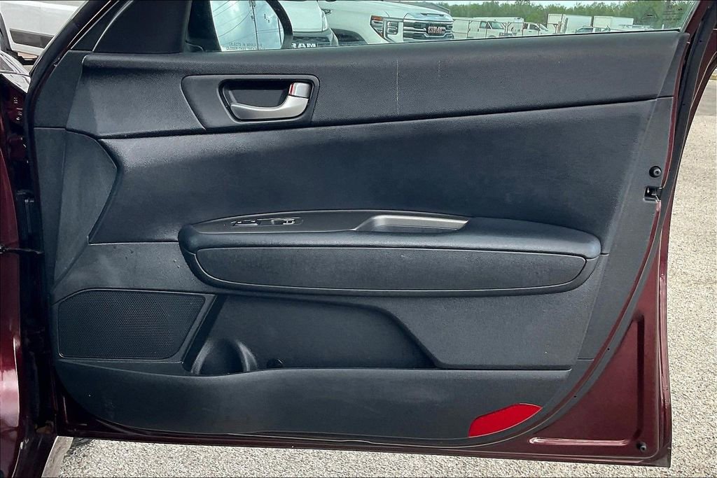 Used 2020 Kia Optima LX FWD image 28