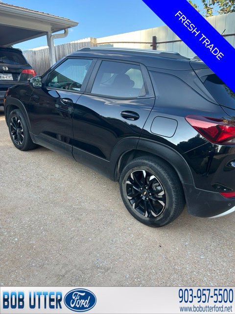 Used 2021 Chevrolet TrailBlazer LT w/ Convenience Package FWD image 4
